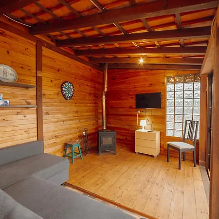 Porto Window Terrace House By Vacationy